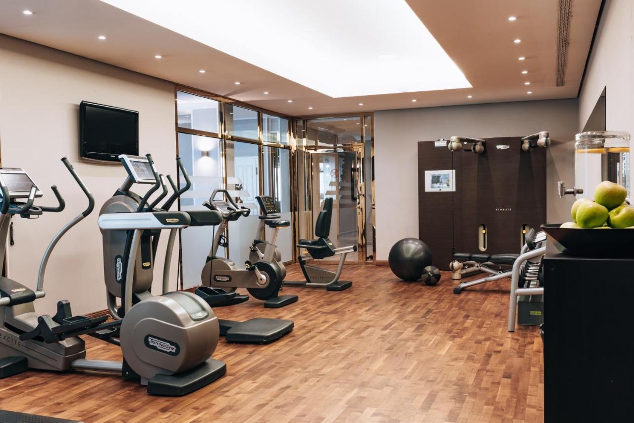 Althoff Grandhotel Schloss Bensberg Bergisch Gladbach Ngoại thất bức ảnh The gym at the hotel