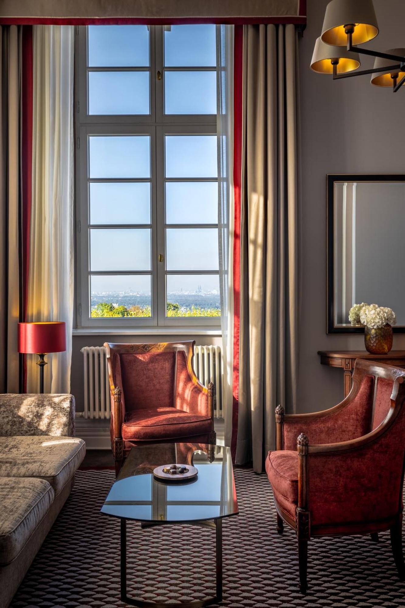 Althoff Grandhotel Schloss Bensberg Bergisch Gladbach Ngoại thất bức ảnh A room at the Hotel de la Ville